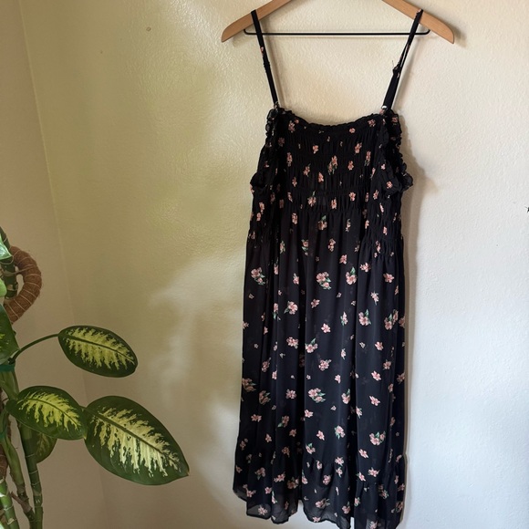 Torrid | Chiffon Button Up Sleeveless Tunic - Picture 6 of 7